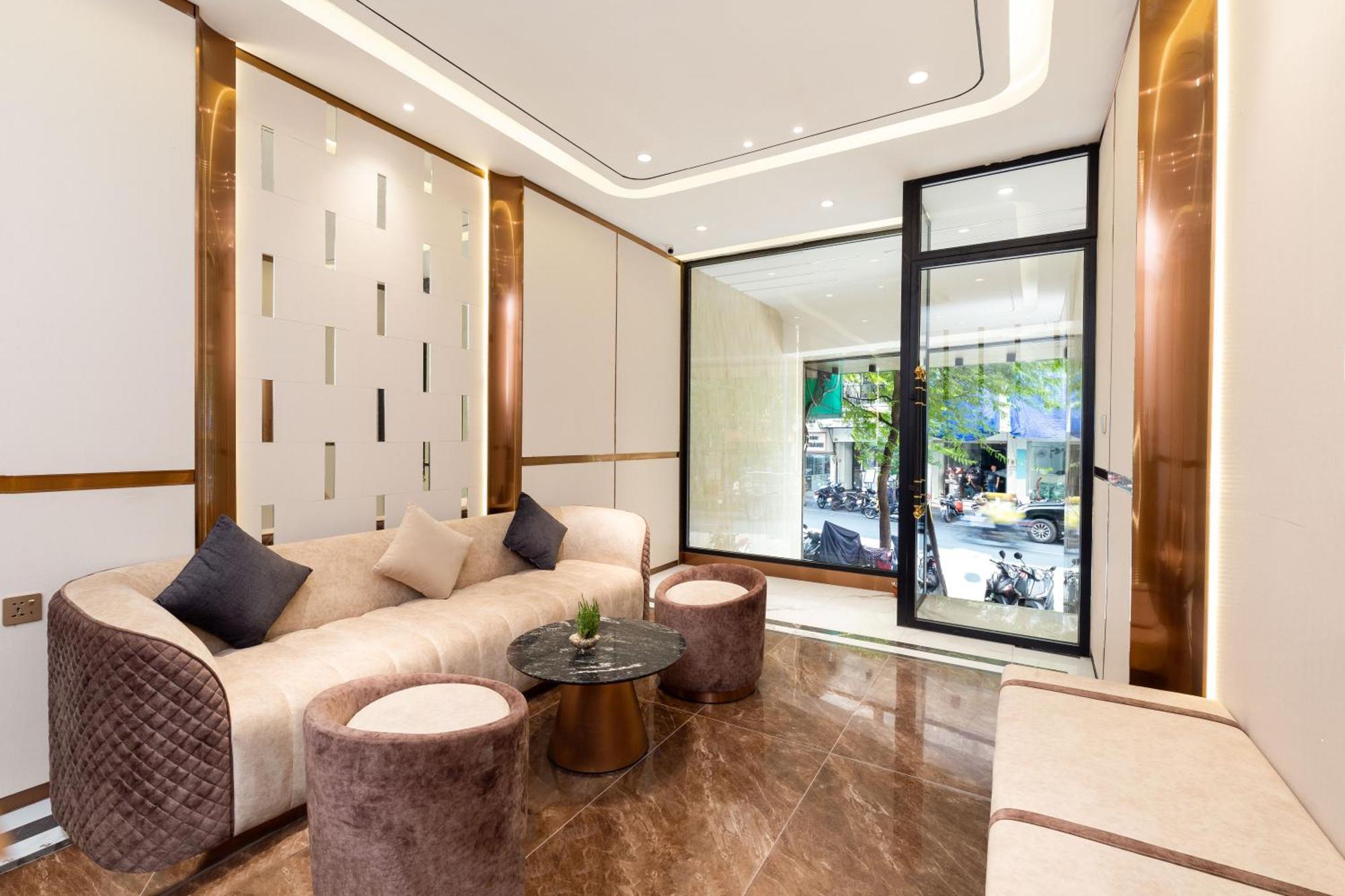 The Luxury Mays Khách sạn